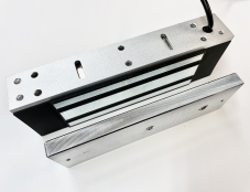 Ner 5000LR-W RST Magneettilukko ruostumattomasta teräksestä tilatiedolla, kosteuden kestävä IP68