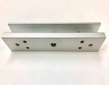 UBK-180V Asennuslevy vastaraudalle ja asennuskulmille 8- 13mm lasioveen Ner 1500 sarjaan
