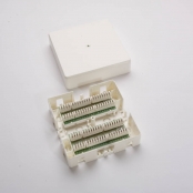 VMC 4000/2 Kytkentärasia matala, LSA-moduuleille 