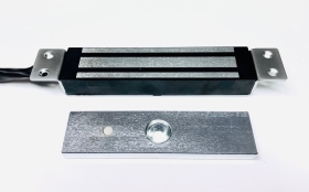 Ner 1800U Magneettilukko uppoasennukseen tilatiedolla
