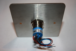 Avainkytkin AK2U impulssitoiminen uppoasennukseen.